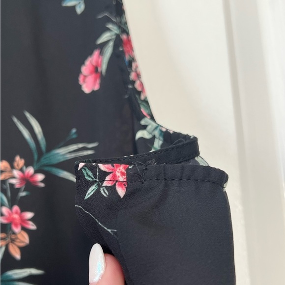 Torrid Tank Size 2 - Picture 4 of 9